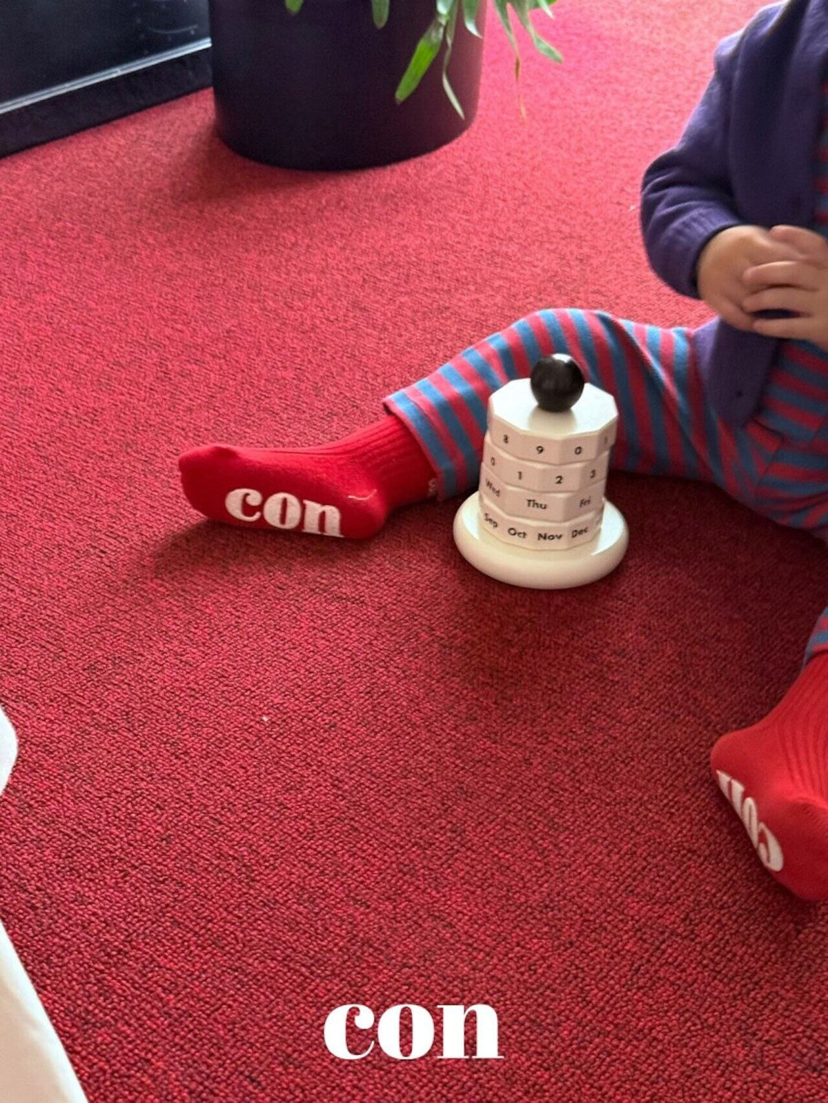 CON 魔法の靴下 13-18cm
