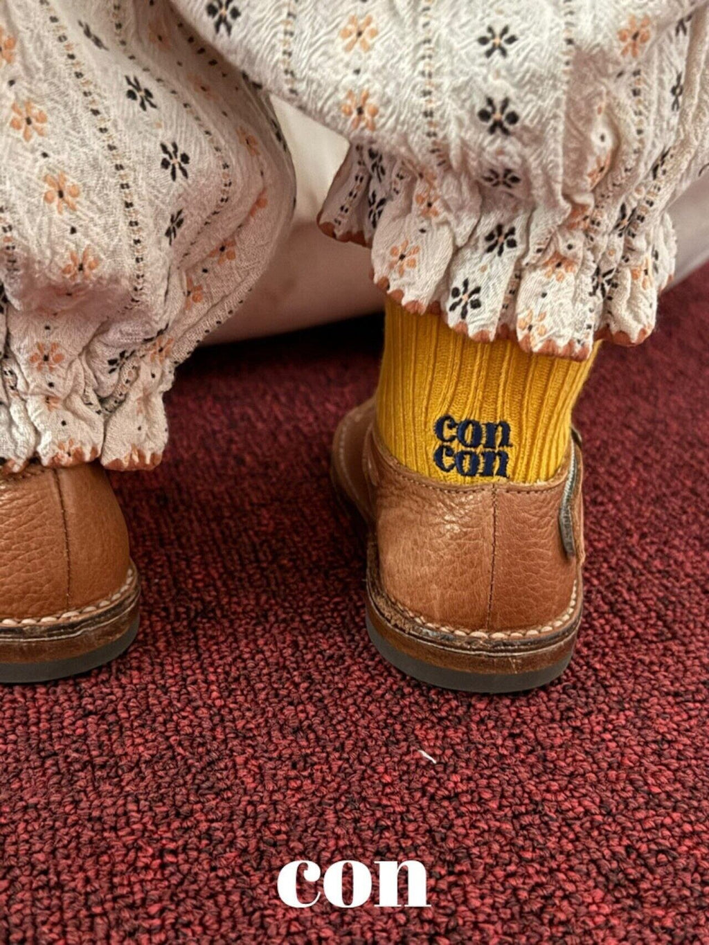 CON 魔法の靴下 13-18cm