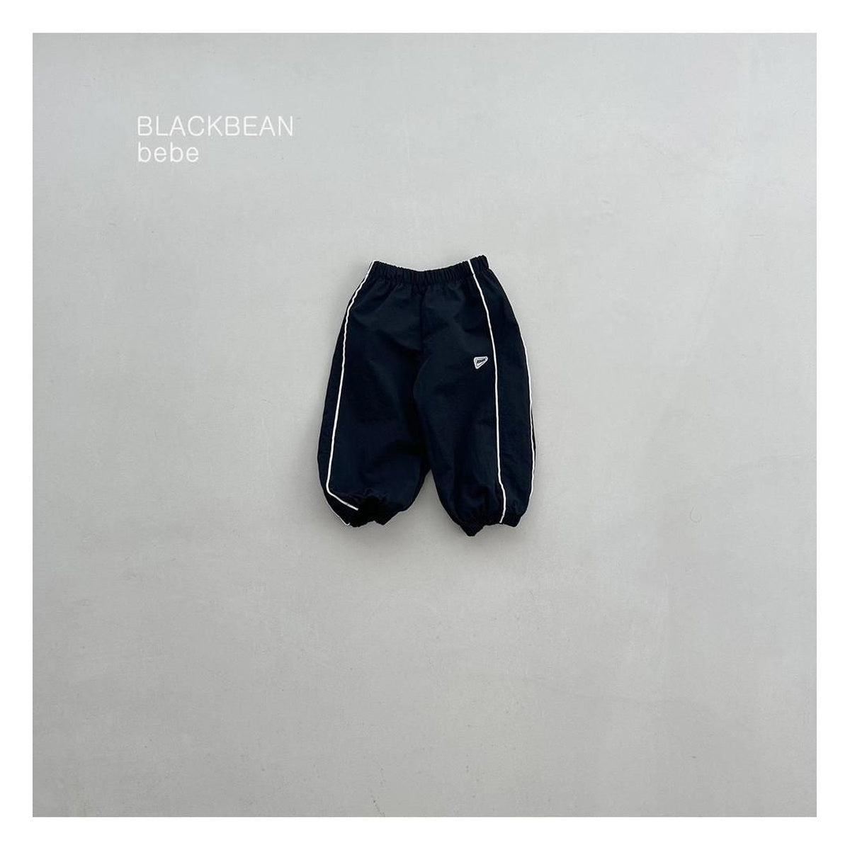 Blackbean サメベビーパンツ