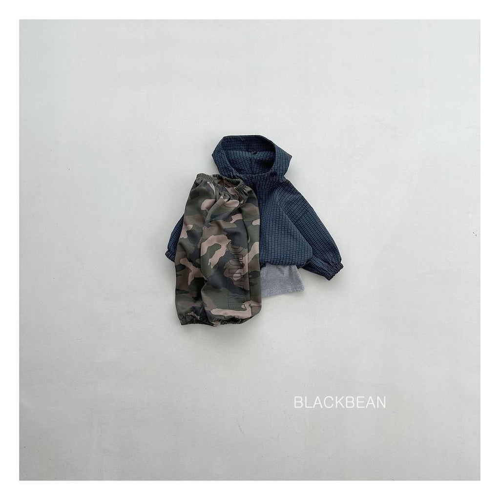Blackbean カモフラ柄パンツ