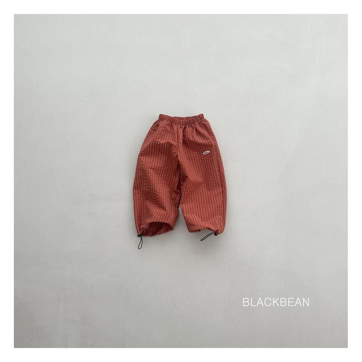 Blackbean ストリングパンツ