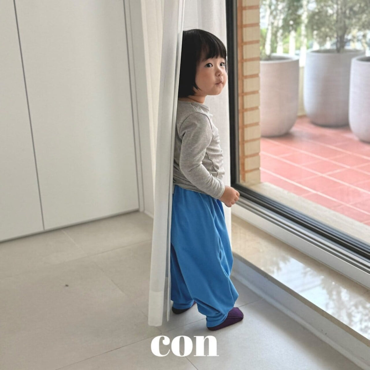 CON タガジョガーパンツ
