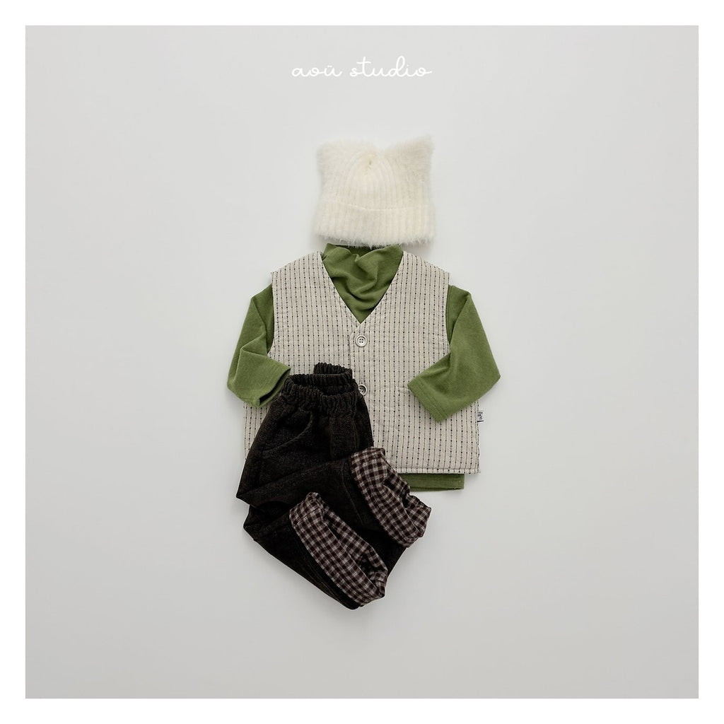 aou studio ロールアップパンツ