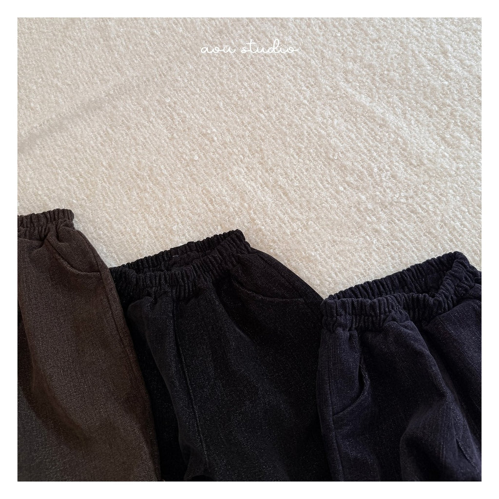 aou studio ロールアップパンツ