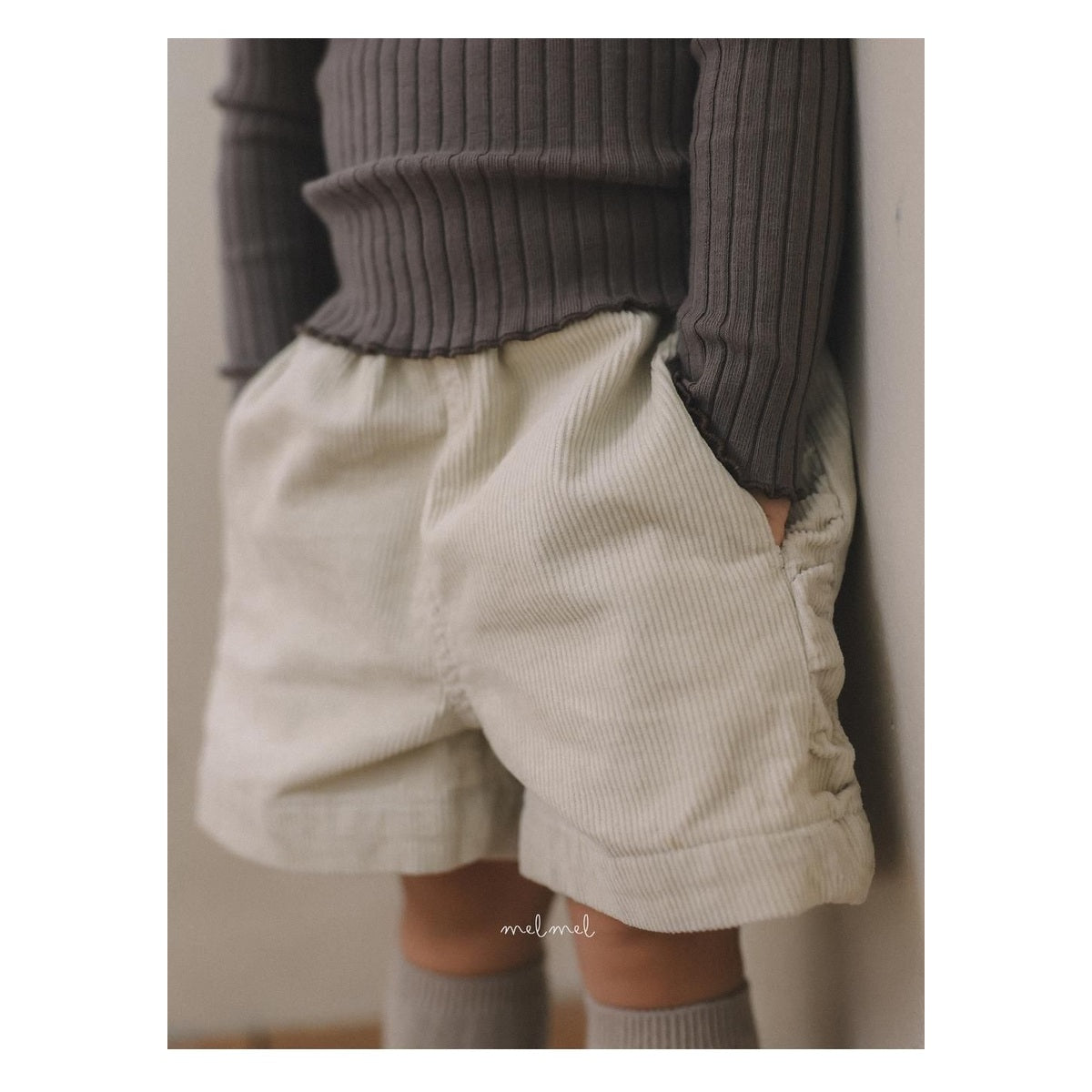 melmel コーデュロイショートパンツ