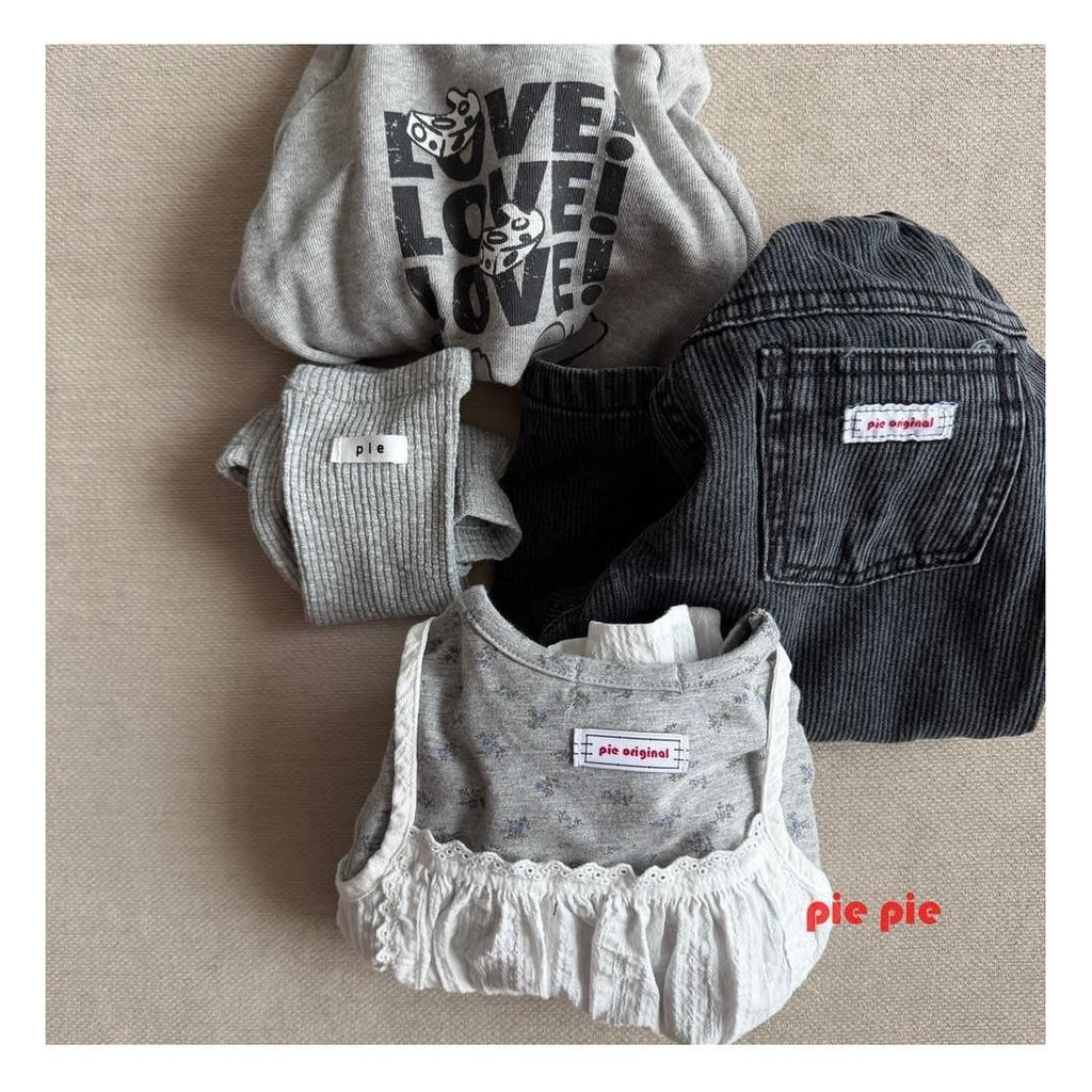 PIE フラワー柄 ぴったりTシャツ
