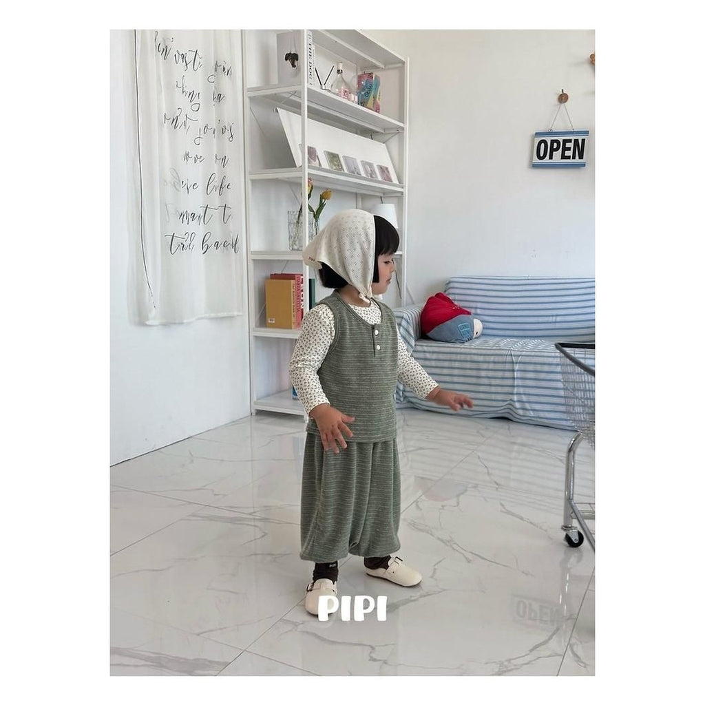 PIPI マフラー FREE