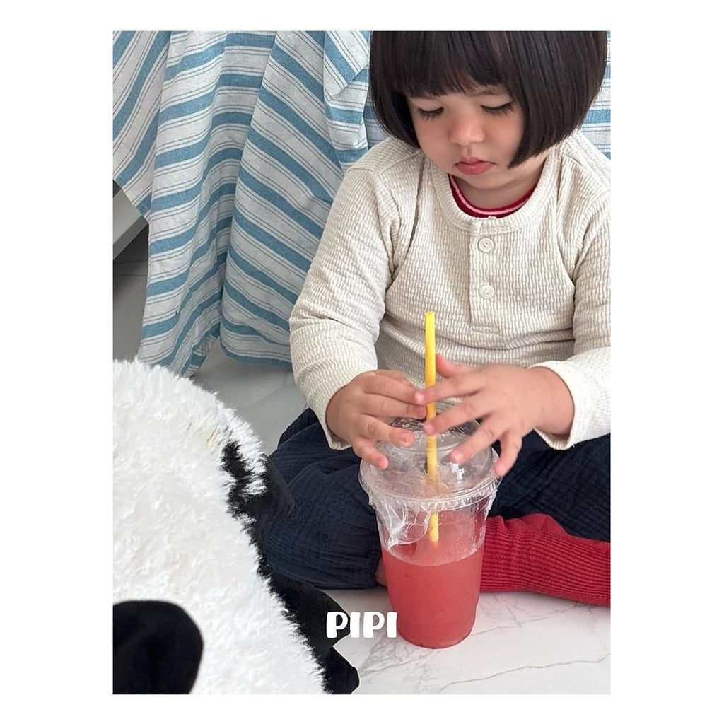 PIPI Tシャツ