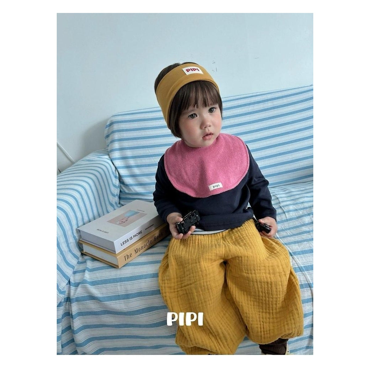 PIPI よだれかけ FREE