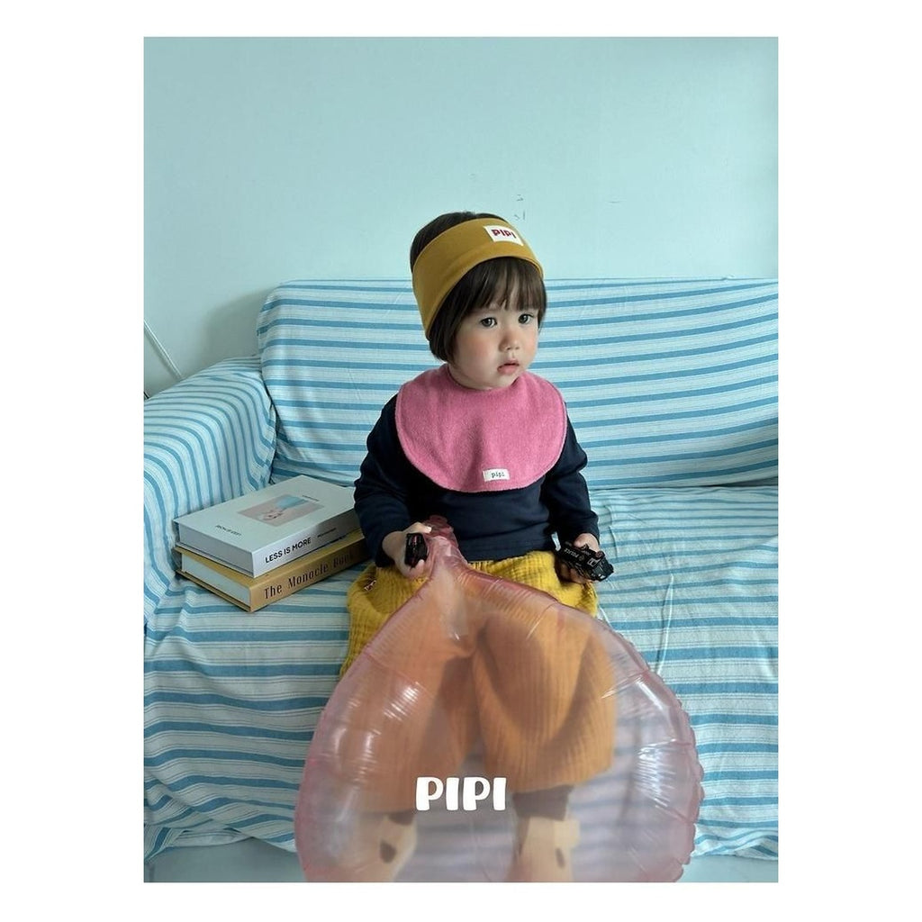 PIPI よだれかけ FREE
