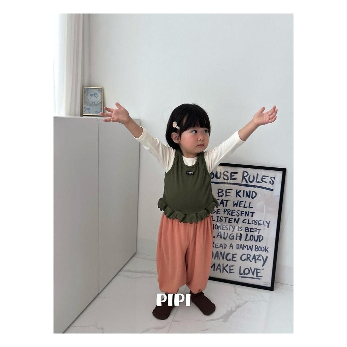 PIPI フリルタンクトップ